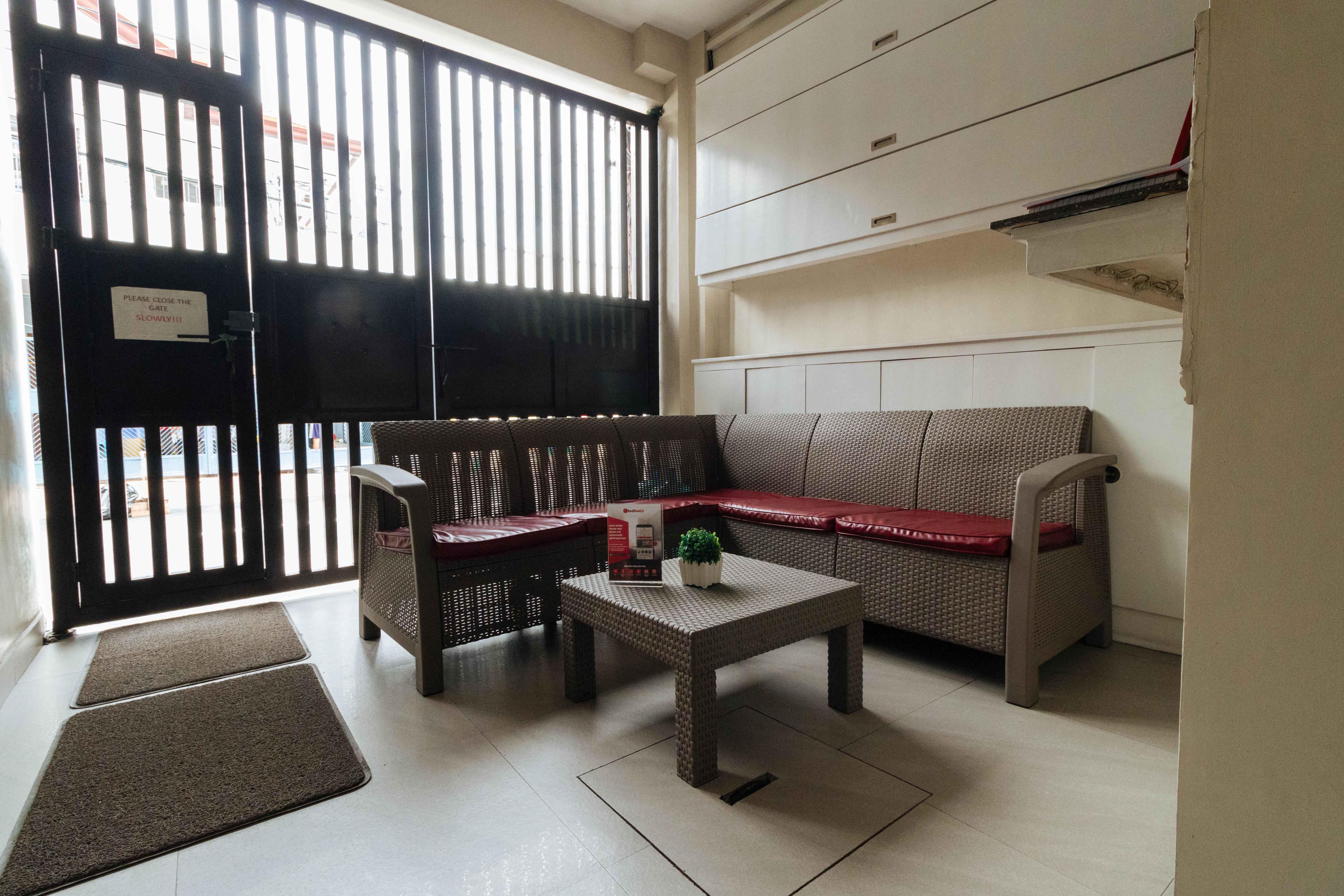Reddoorz Near Naia Terminal 1 호텔 Paranaque City 외부 사진