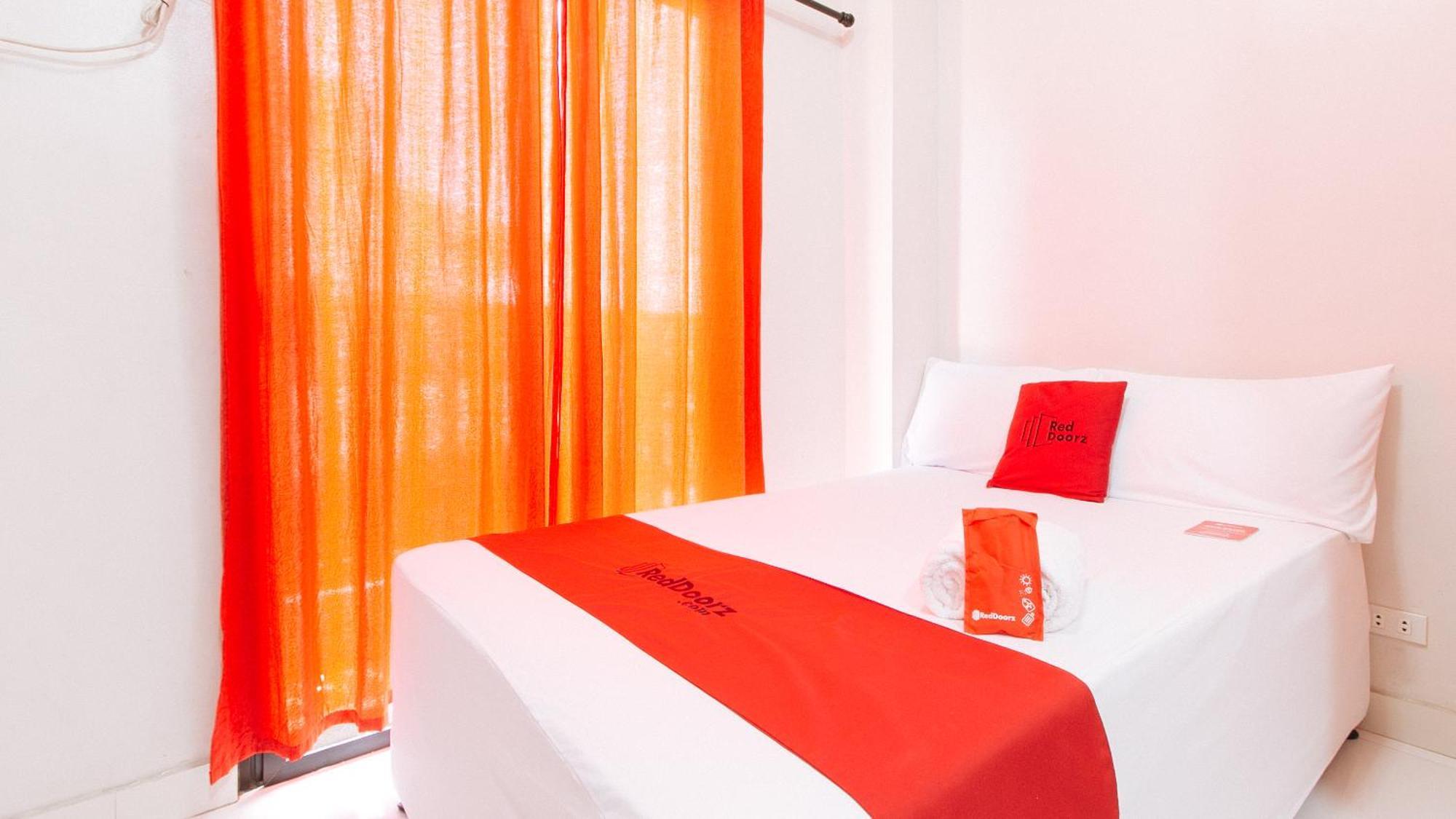Reddoorz Near Naia Terminal 1 호텔 Paranaque City 외부 사진