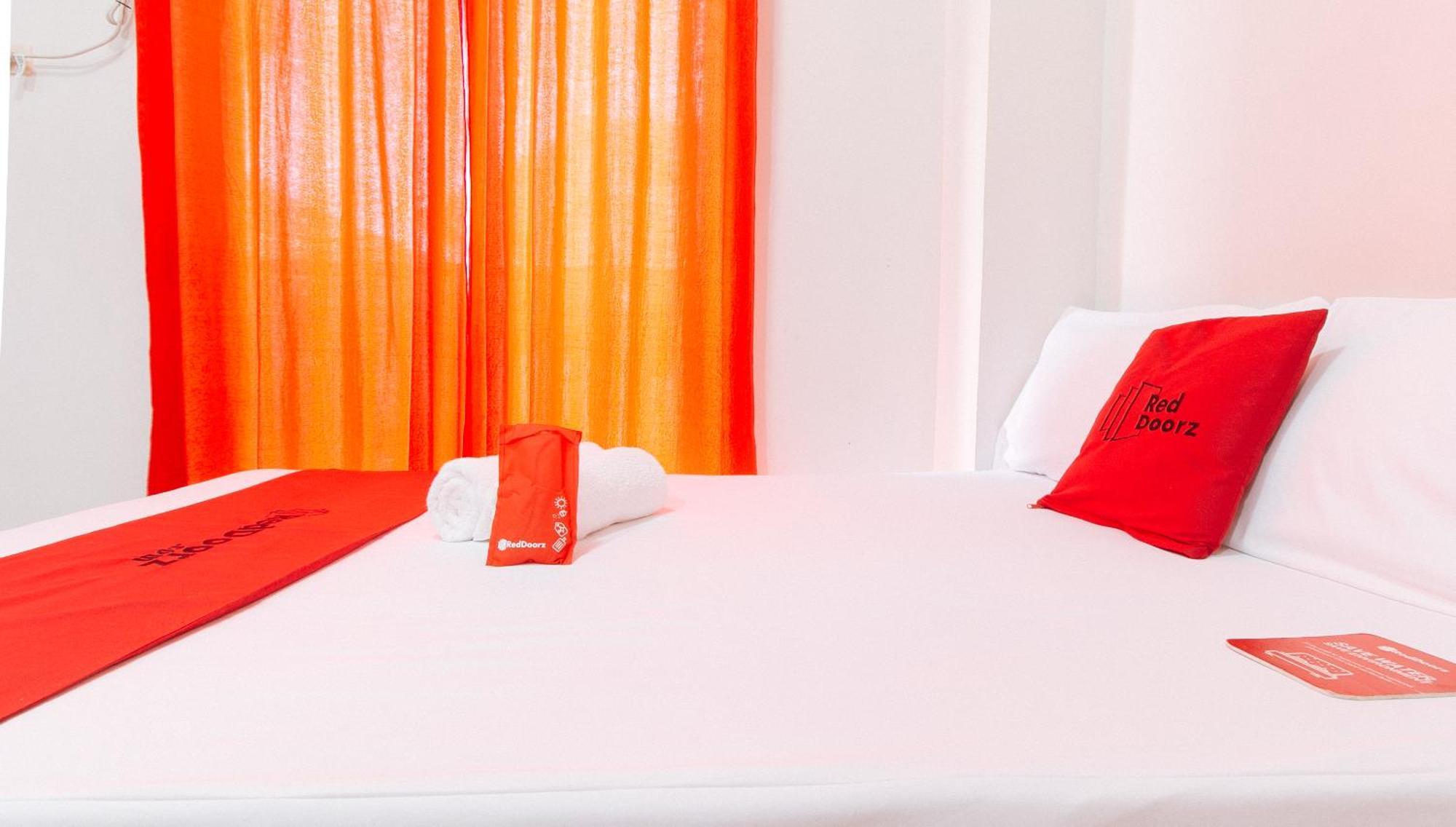 Reddoorz Near Naia Terminal 1 호텔 Paranaque City 외부 사진