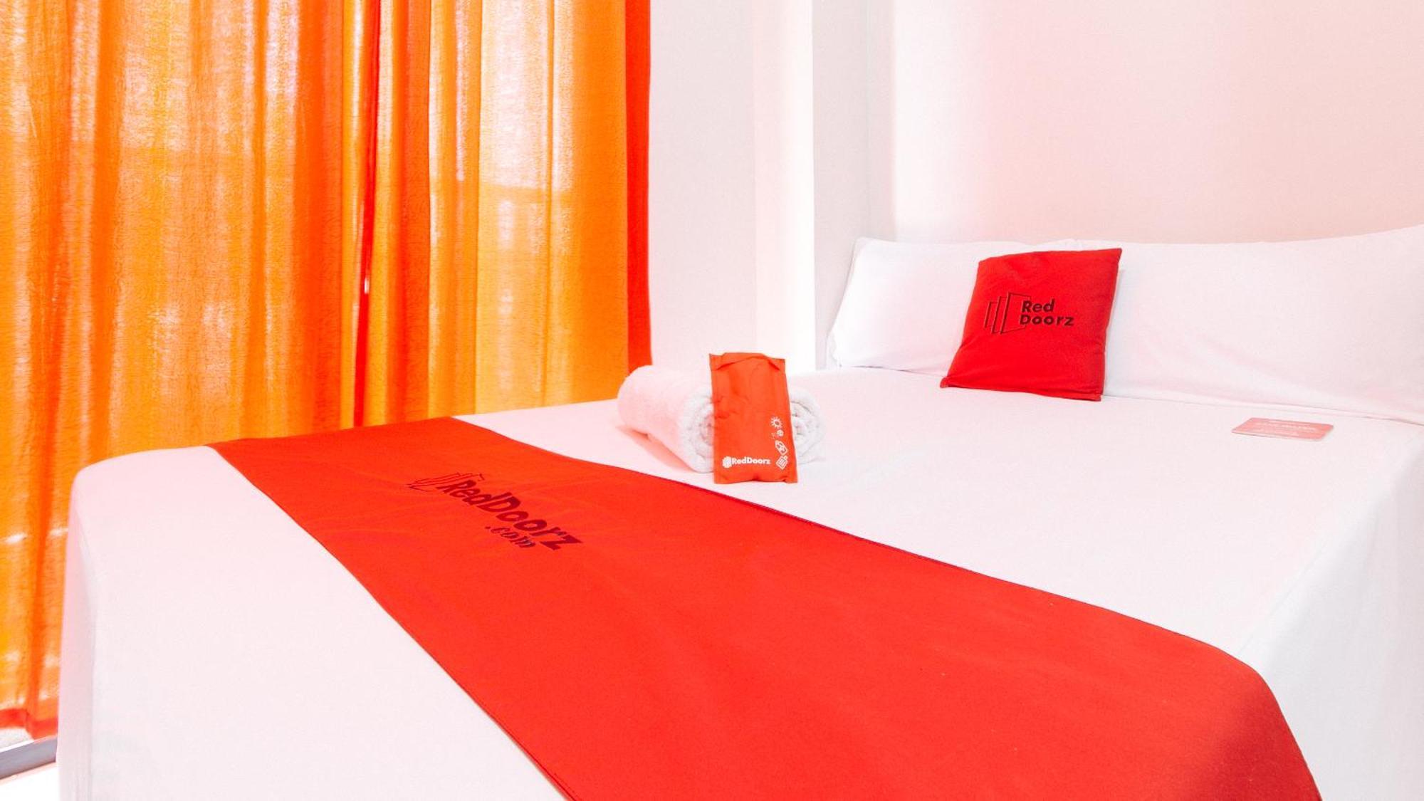 Reddoorz Near Naia Terminal 1 호텔 Paranaque City 외부 사진